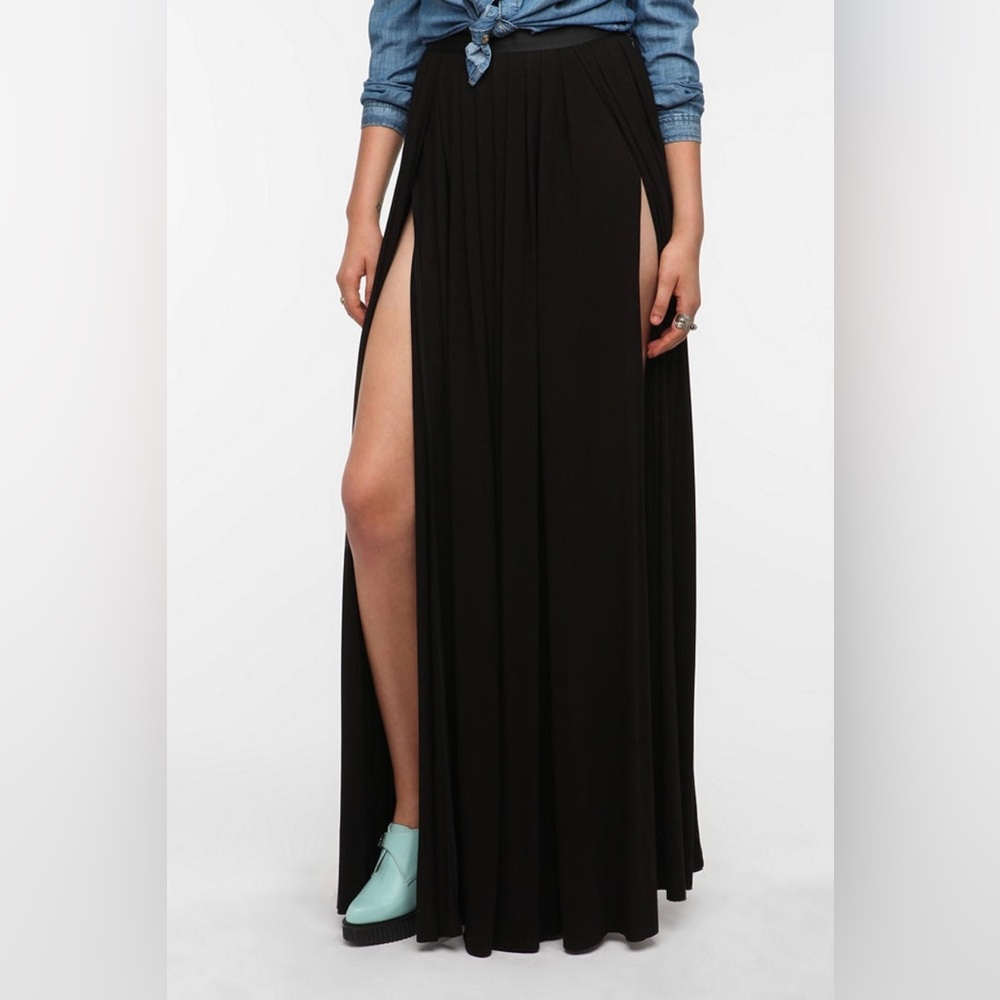 UO Ecote Double Slit Maxi Skirt